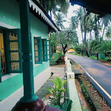 The Bungalow Bogmalo An 1880 Indo Portuguese Heritage Beach Villa South Goa מראה חיצוני תמונה