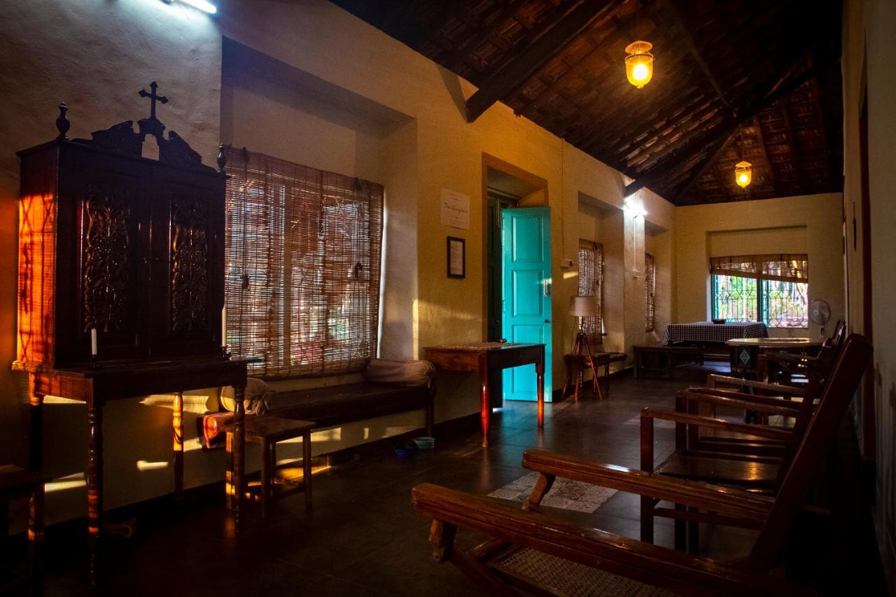 The Bungalow Bogmalo An 1880 Indo Portuguese Heritage Beach Villa South Goa חדר תמונה