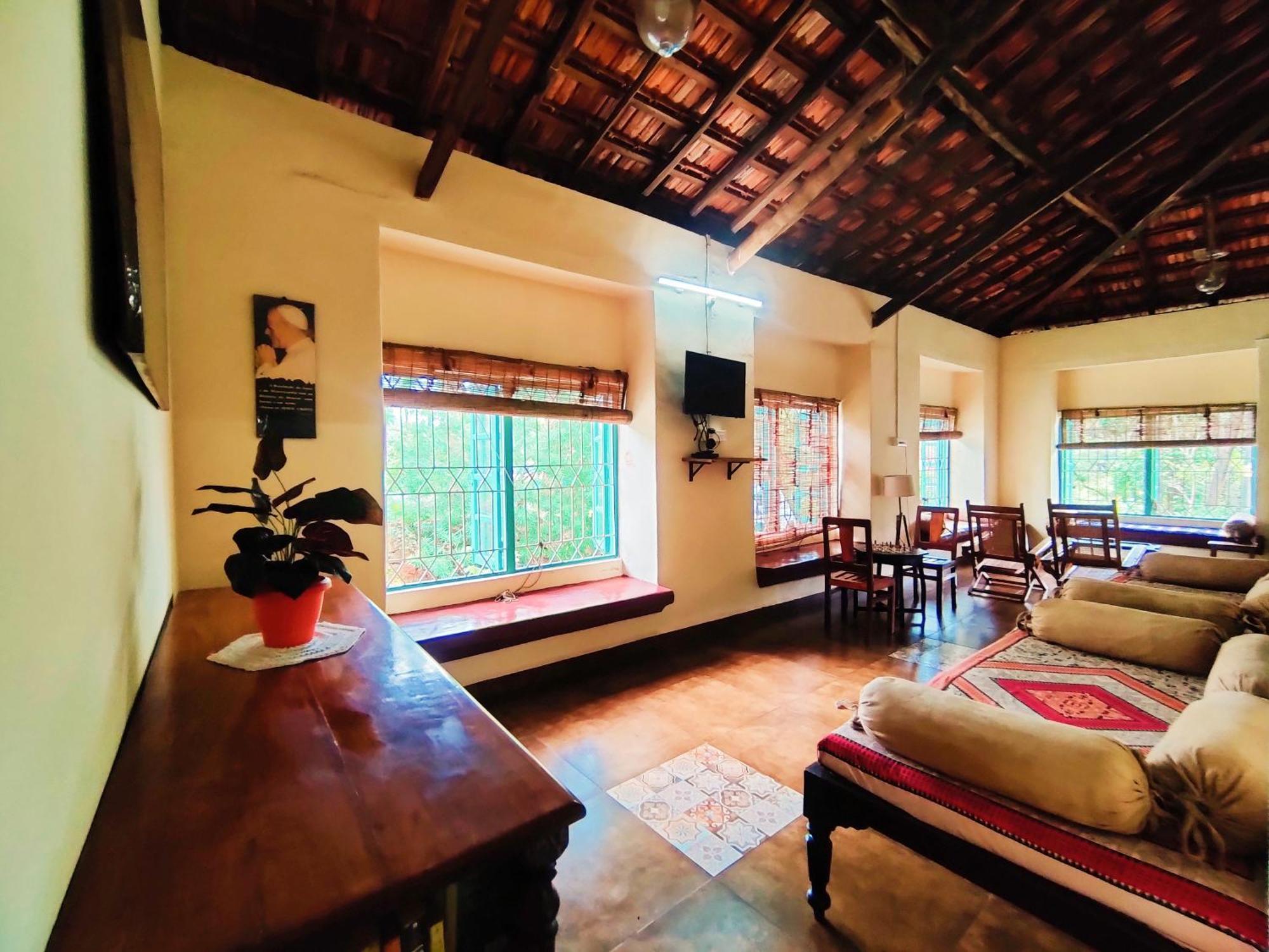 The Bungalow Bogmalo An 1880 Indo Portuguese Heritage Beach Villa South Goa מראה חיצוני תמונה